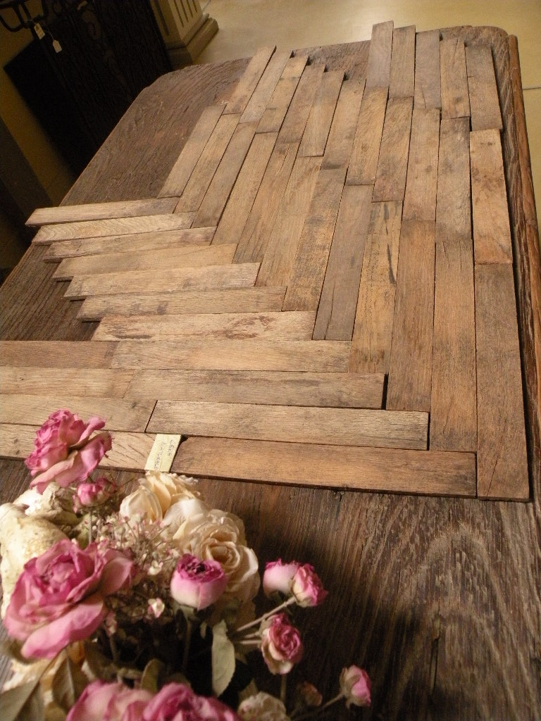 Pavimento a Parquet Antico in Legno a Spina Francese