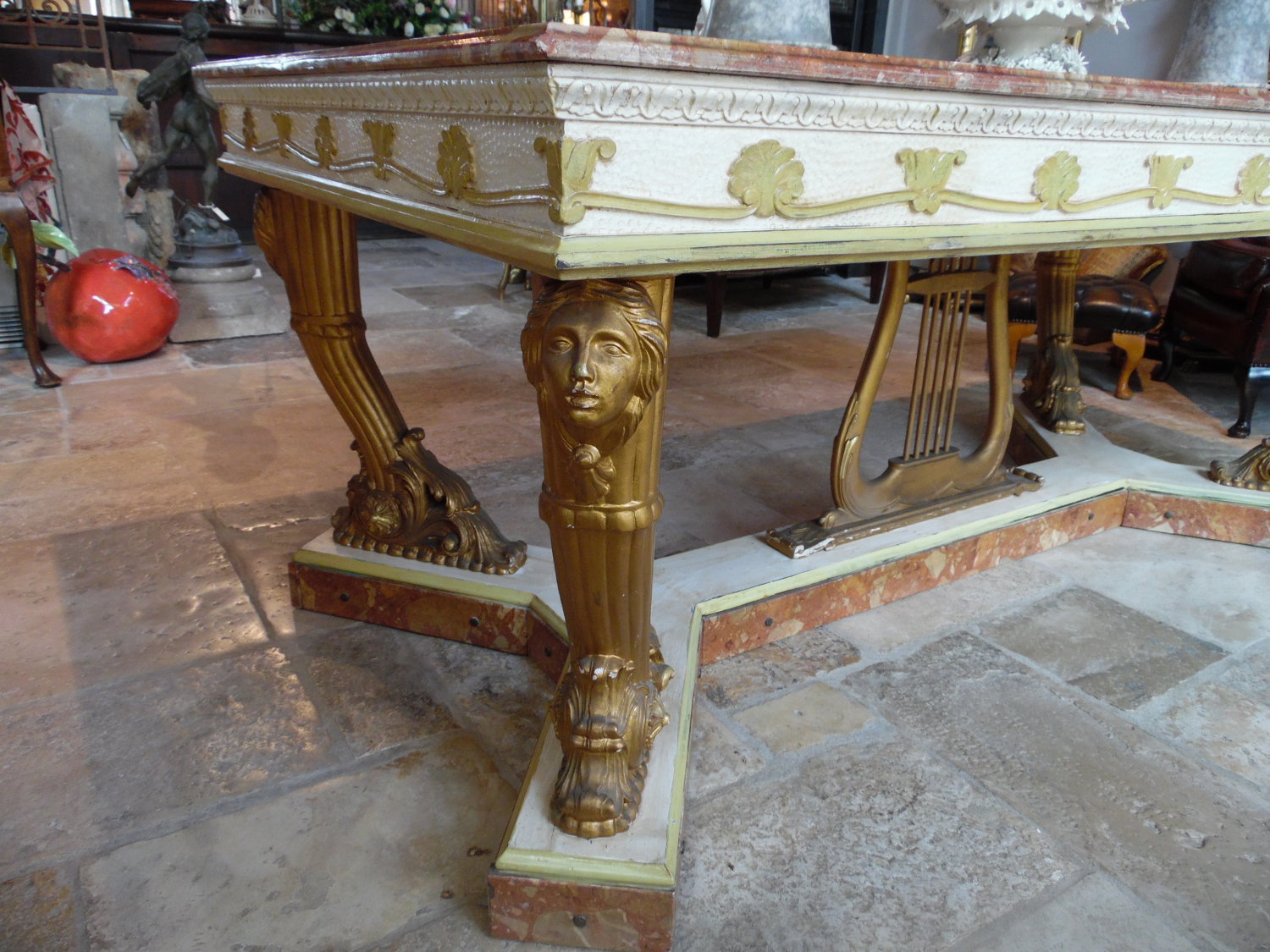 tavolo_con_piano_in_marmo_rosso_mob209p1