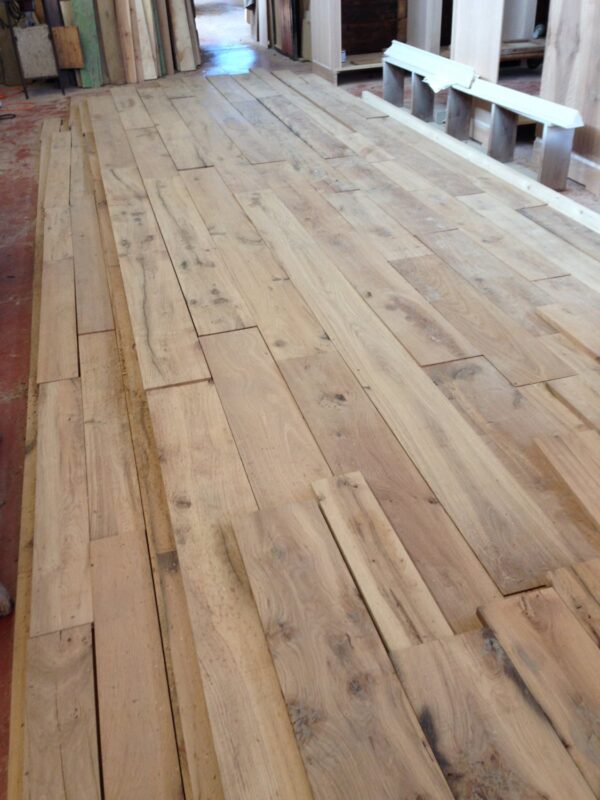 Pavimento a Parquet Antico in Rovere di Recupero