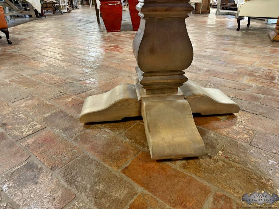 <h2>Round table made of natural patinated antique wood</h2>